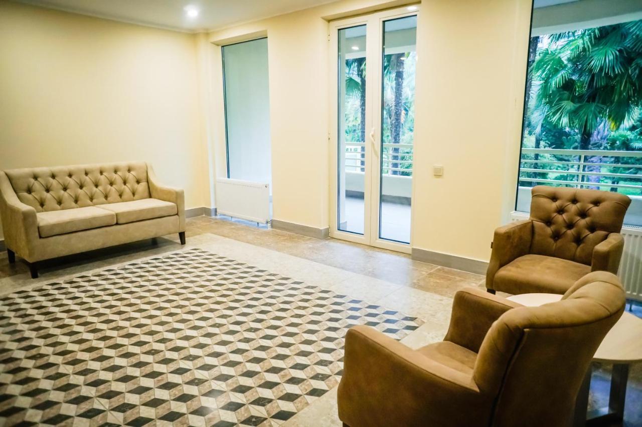 Amza Park Hotel Gagra Exteriér fotografie