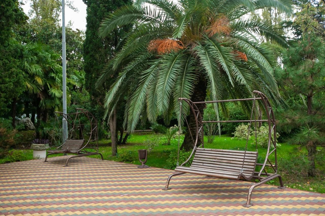 Amza Park Hotel Gagra Exteriér fotografie